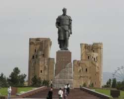 There is a Tomb of Timur at this place. However, according to historians, the emperor was buried in Samarkhand. But this place also has two corpses th